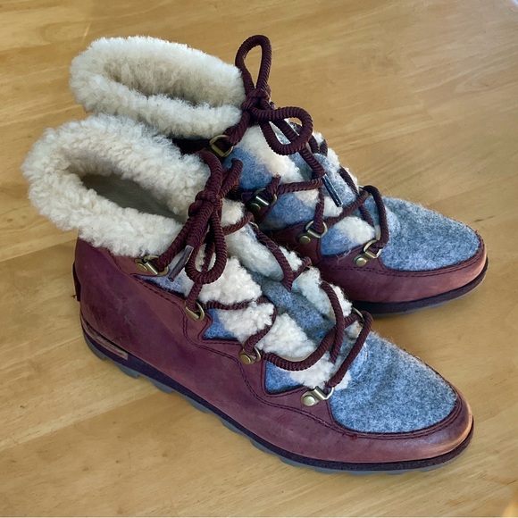 Sorel Shoes - SOREL Sneakchic Alpine Nubuck Suede Faux Shearling Lace up Ankle Boots Size 7.5